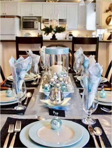 Bluish overtones as a CHristmas table setting
