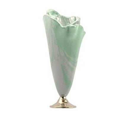 sophisticated glass vase