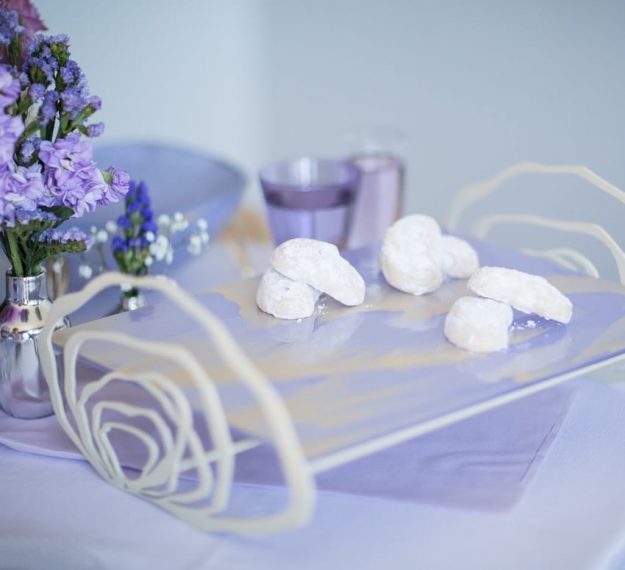 Designer lilac cake stand with handles